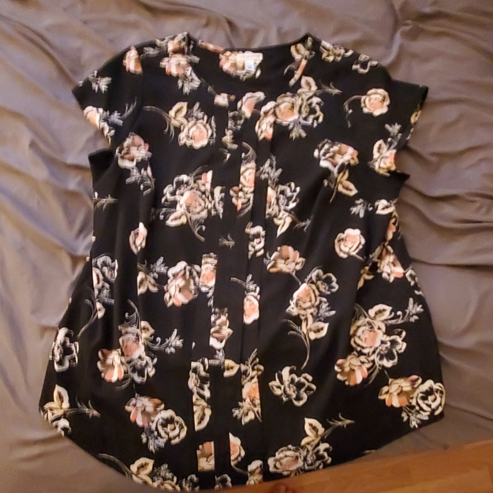 Cap sleeves blouse
